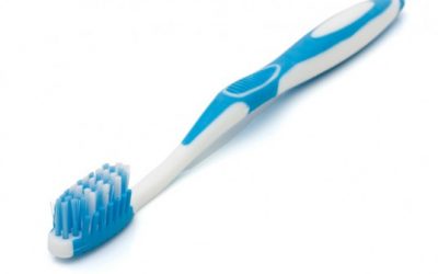¿Con que frecuencia se debe reemplazar el cepillo dental?