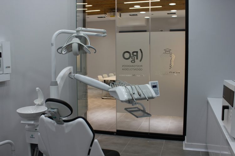 Dentistas en Chamberí Social Dental Studio Madrid cursos formacion dental formadent calle trafalgar madrid 6